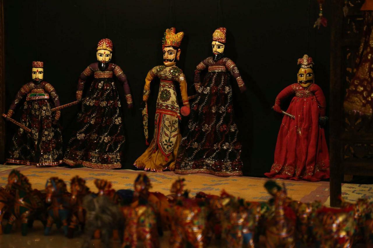 Trident Agra Hotel Agra  Eksteriør billede Rajasthani puppetry